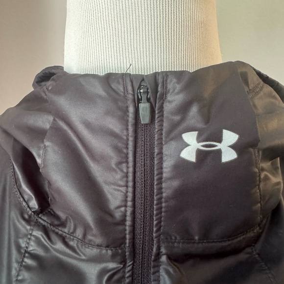 Under Armour Run True Jacket - Picture 4 of 8